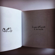 Carica l'immagine nel visualizzatore di Gallery, Libro 0/99 anni "I love differences - Essere differenti è normale." Pennuti Skizzati