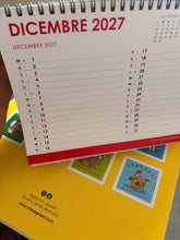 Carica l'immagine nel visualizzatore di Gallery, Calendario da Tavolo Skizzoo by Clara Grassi
